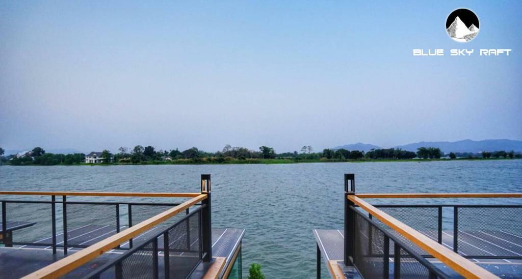 Blue Sky Raft At Kanchanaburi City Exterior photo